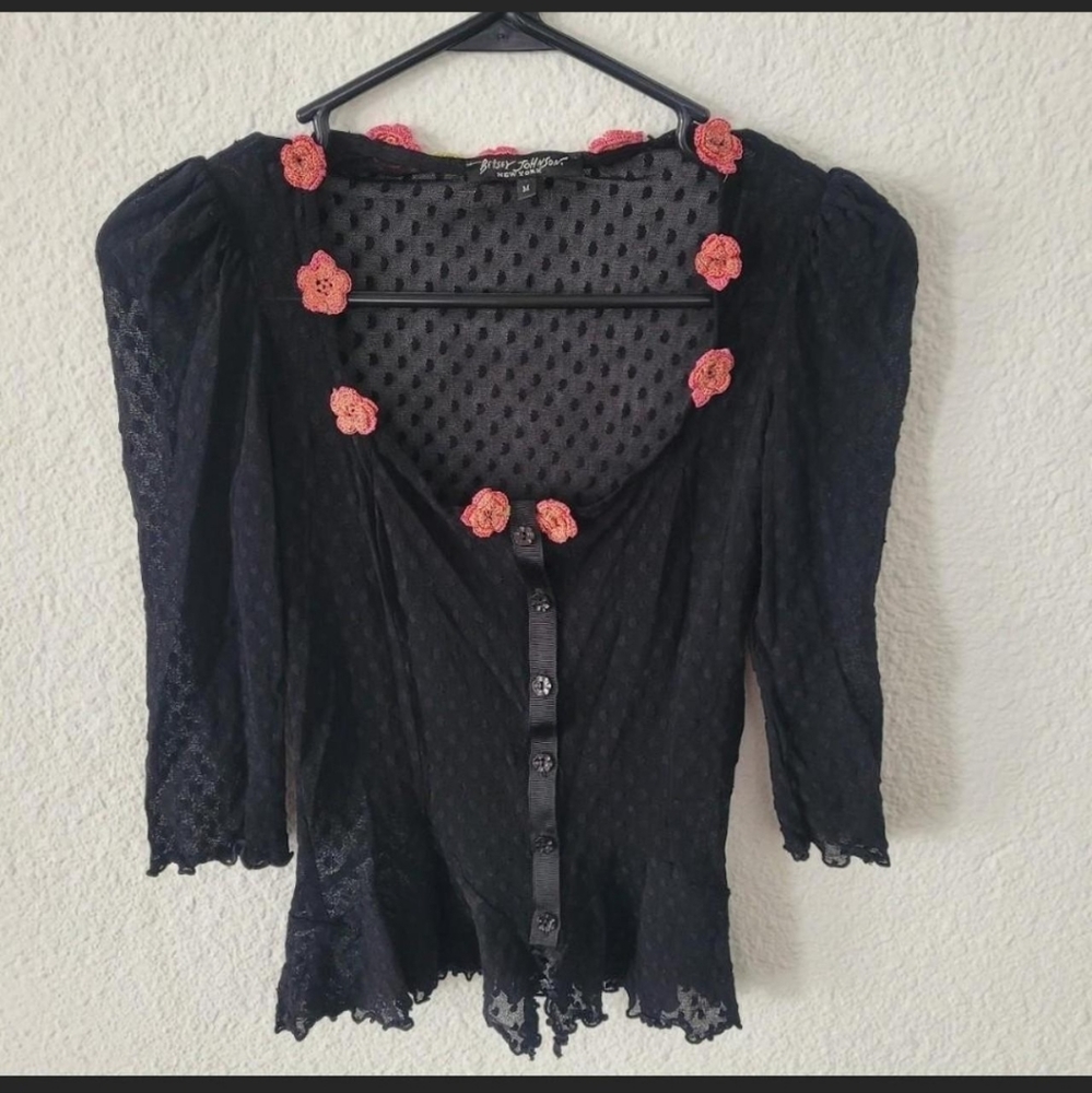 Vintage betsey johnson new york y2k lace quarter sleeve top with floral crochet